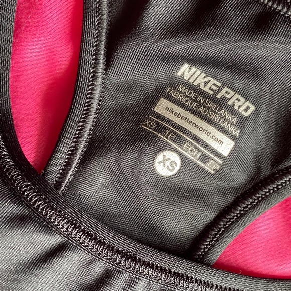 ❌SOLD‼️Nike Sports Bra - Picture 3 of 3